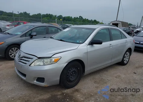 2011 Toyota Camry из США, поврежденный, VIN 4T1BF3EK2BU647087